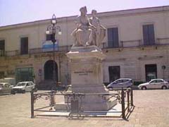 Monumento a Francesca Capece
